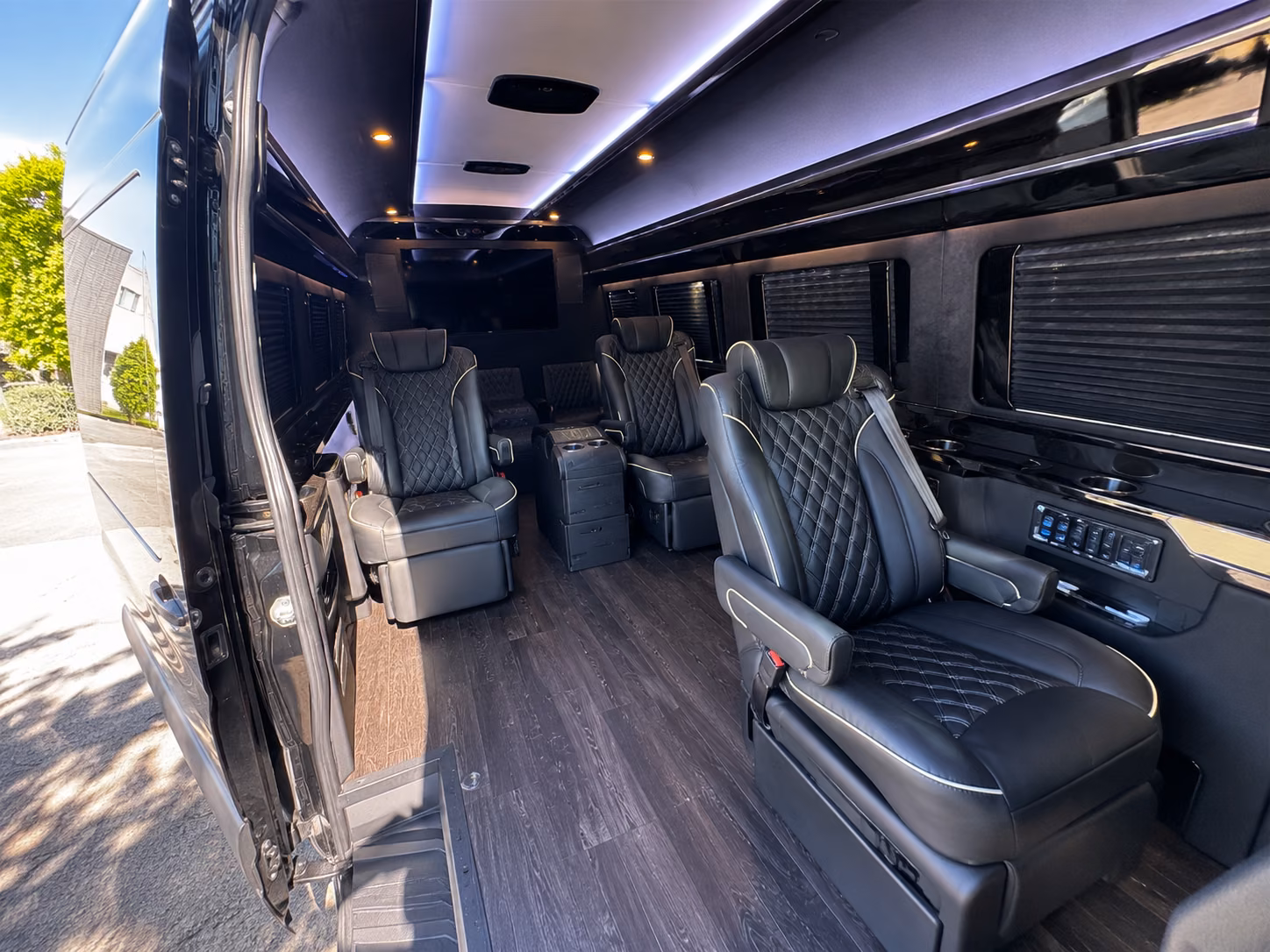 denver 15 passenger sprinter van interior