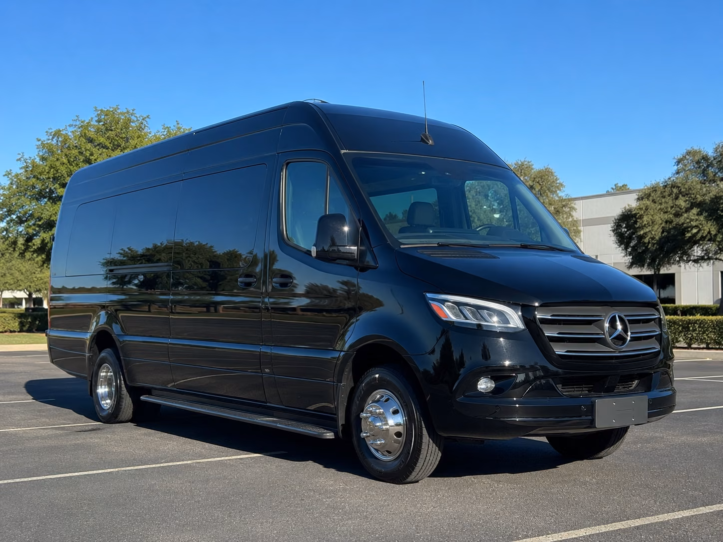 find the perfect transportation for your next wedding 2